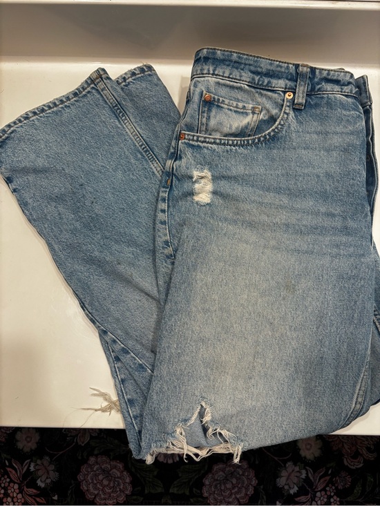 H&M Denim - H&M size 12 Distressed Worn Jeans